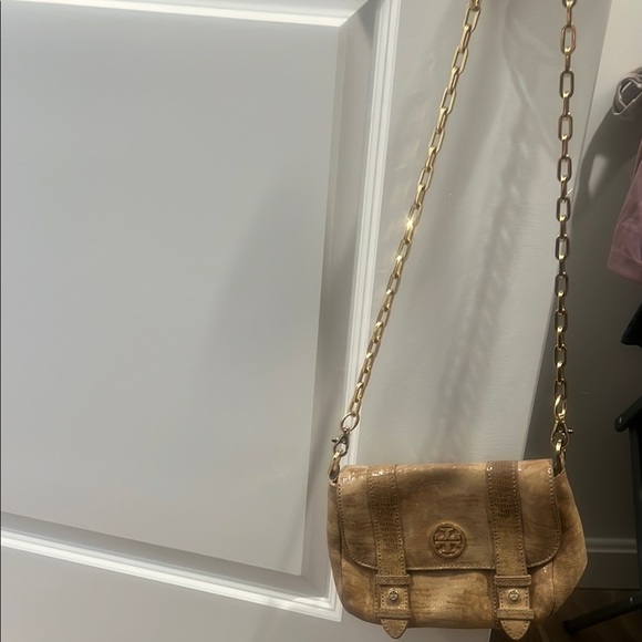Tory Burch Tan Gold Leather Crossbody Bag / Clutch with gold chain - Picture 6 of 10